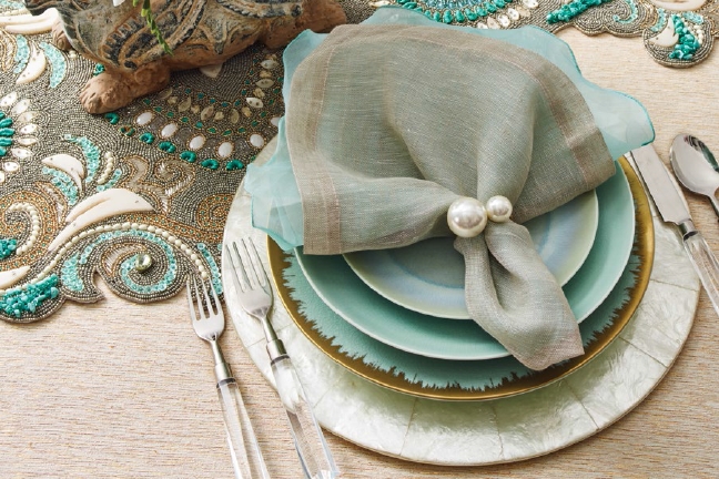 The perfect table setting: